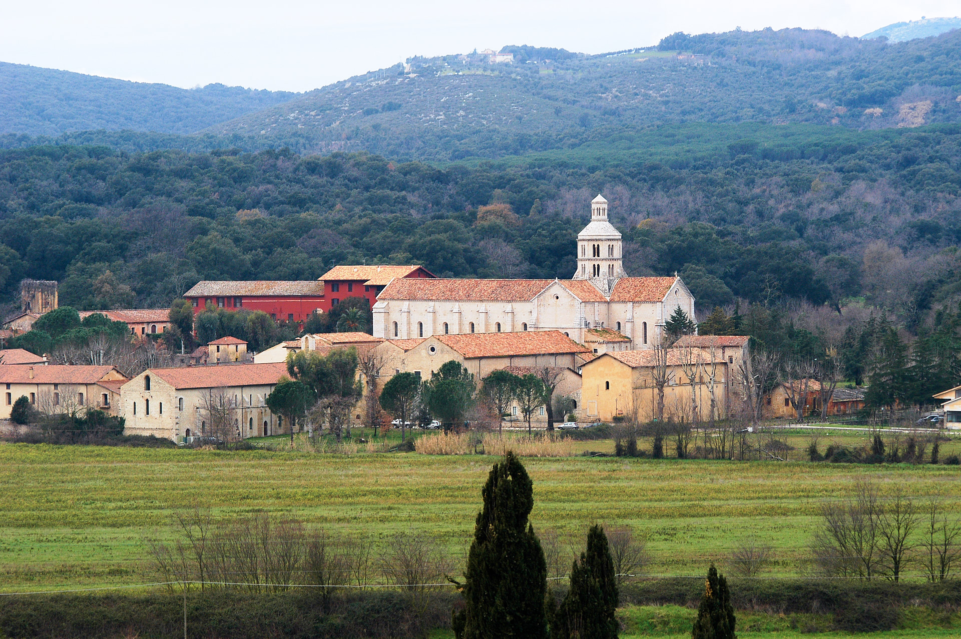 abbazia nel sud pontino