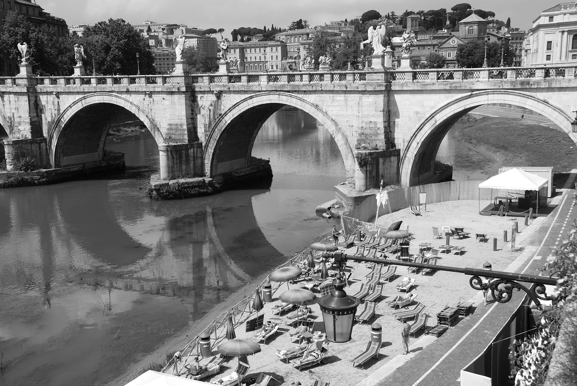 tevere spiaggia